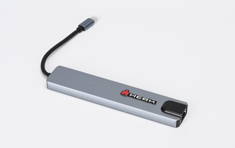 8 - IN - 1 USB C Hub - herk