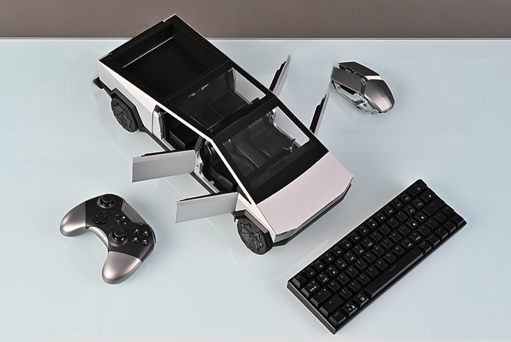 Xyber XPC - Ryzen 7 Mini PC CyberTruck! 8845HS 64GB DDR + 2TB SSD - Xyber Mini PC 