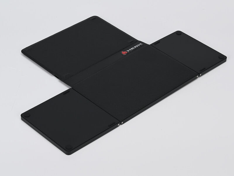 Tri-Fold with Pad - Xyber Mini PC 